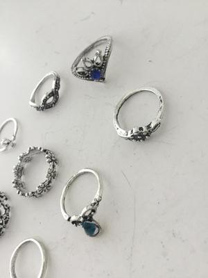 Beautiful unmarked ring set