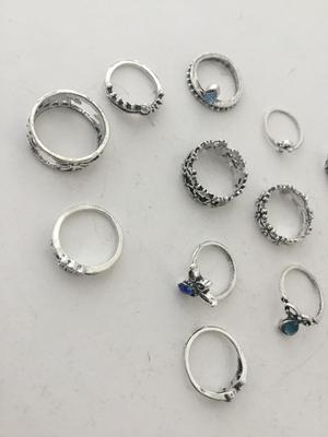 Beautiful unmarked ring set