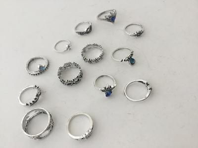 Beautiful unmarked ring set