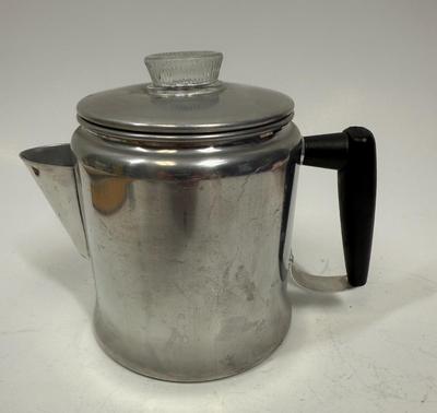 Sale Photo Thumbnail #230: Includes basket assembly, lid and pot with black insulated handle.  For stovetop use.  Good condition, approx. 6" tall.