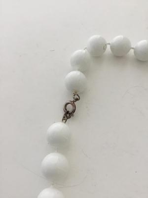 White beaded fashion necklace