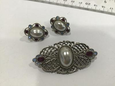 Vintage Brooch Earrings 1928 Set