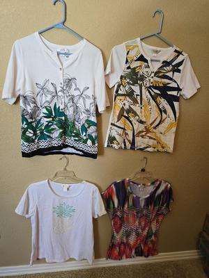 Christopher & Banks Women’s Summer Tops – Size Medium – Lot of 4