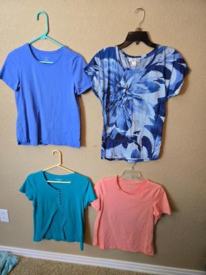 Christopher & Banks & Assorted Summer Tops – Size M & S – Lot of 4