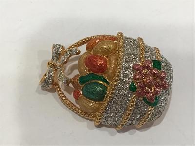 Easter Basket Brooch