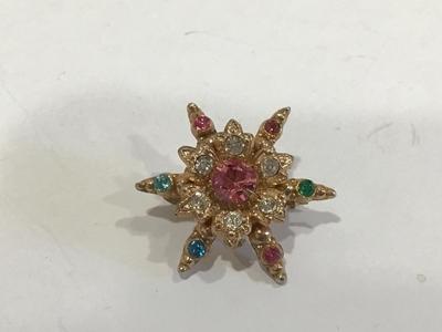 Beautiful Vintage Brooch