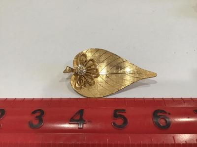 Beautiful Rhinestone Ribbon Leaf Brooch Vintage