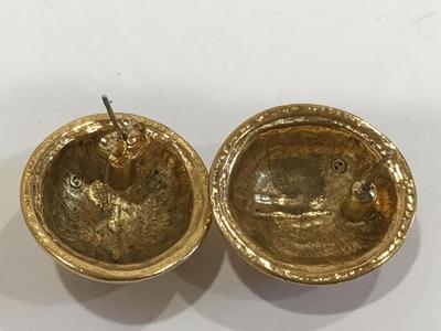 Vintage Gold Tone Earrings