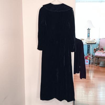 LOT 163L: Dave & Johnny Red Velvet Jacket with D'avis Black Velvet Cropped Jacket & Black Velvet Opera Coat with Red Collar