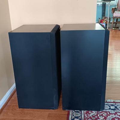LOT 164L: Pair of RCA 3-Way Speaker System SPK380E Speakers