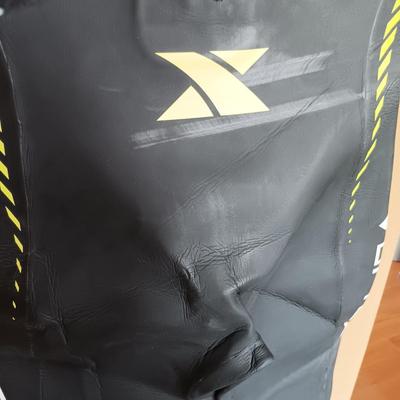 LOT 165L: XTERRA Vortex Wetsuit Women's Size Large