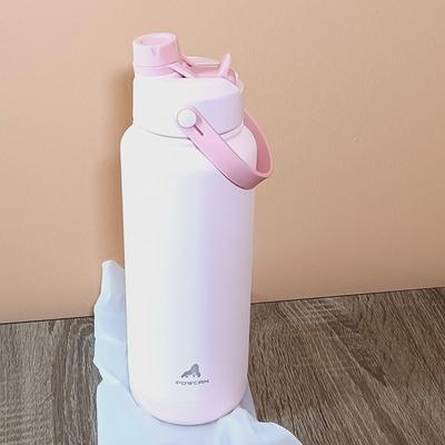 LOT 166L: AmazonBasics 16lb Medicine Ball with Aquafit 1 Gallon Water Bottle & 40 Ounce Powcan Insulated Water Bottle