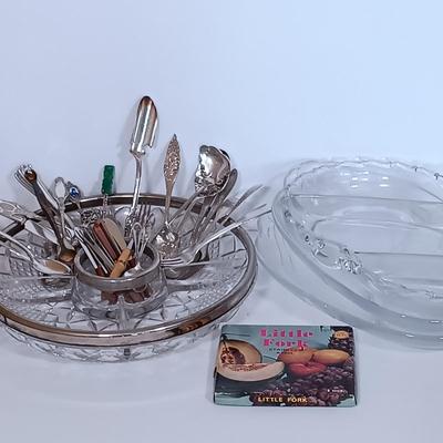 LOT 170L: A Collection of Vintage Silverware and Glass Dishes
