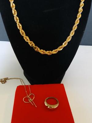 Vintage Gold-Tone Jewelry Lot – Rope Chain, Key Pendant, Band Ring & Geometric Clip-On Earrings