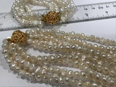 Beatiful Fashion Set. multi Strand Faux Pearl