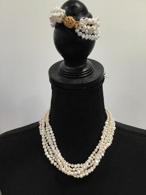 Beatiful Fashion Set. multi Strand Faux Pearl
