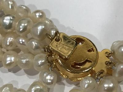 Beatiful Fashion Set. multi Strand Faux Pearl