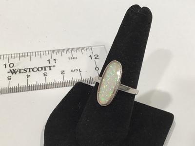 925 Sterling Oval Opal Ring 7.5