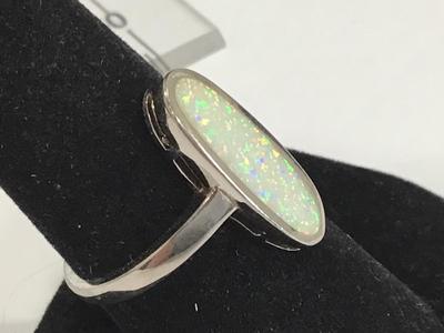 925 Sterling Oval Opal Ring 7.5