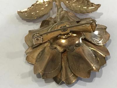 Large Gold Tone Flower Brooch