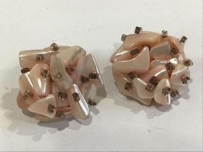 Peach Japan Shell Clip on Earrings