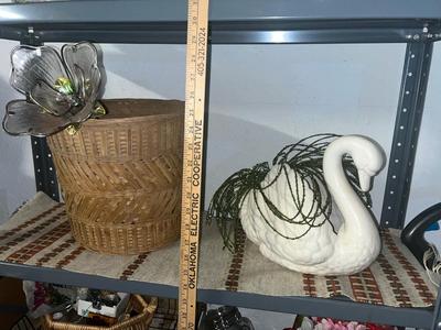 Sale Photo Thumbnail #53: Basket planter, ceramic swan planter and solar light