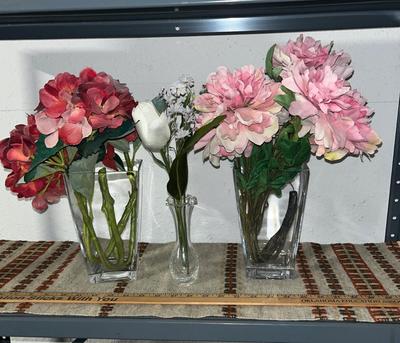 Sale Photo Thumbnail #98: 2 large glass vases and artificial flowers