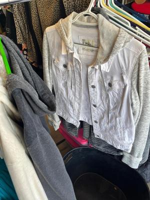 Sale Photo Thumbnail #188: Several hoodie jackets size large