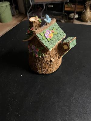 Sale Photo Thumbnail #546: Decorative birdhouse that's actually a music box