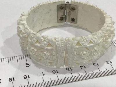 1950 Vintage Celluloid Clamper Bracelet