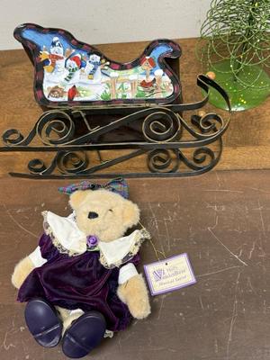 Sale Photo Thumbnail #379: All items are in good condition. Tree and Sleigh are mage from metal.