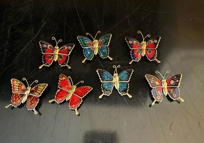 Sale Photo Thumbnail #739: Beautiful metal and colorful magnets