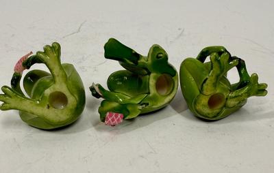 Sale Photo Thumbnail #326: One frog is missing the cards in his hands.  Otherwise in good condition.