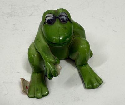 Sale Photo Thumbnail #324: One frog is missing the cards in his hands.  Otherwise in good condition.