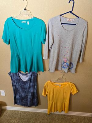 Women's Casual Top Lot – S/M – Isaac Mizrahi, Lisa Rinna, Quacker Factory