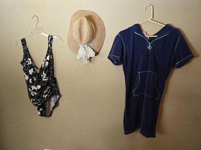 Beach Day Bundle – Swimsuit, Cover-Up & Hat