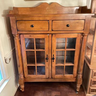 Liberty Furniture Glass Front Hutch (DR-SS)
