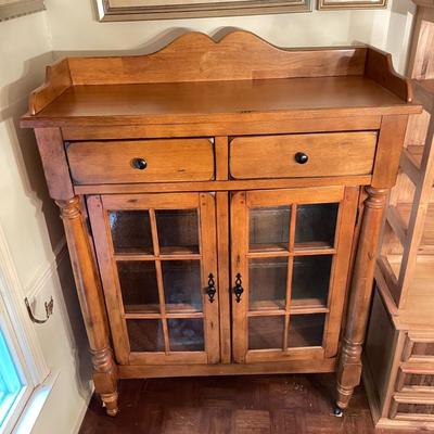 Liberty Furniture Glass Front Hutch (DR-SS)