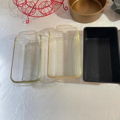 The Great Bake Off!: Assortment of Fun & Useful Baking Supplies (DR-SS)