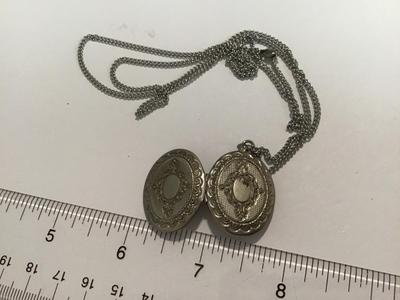 Silver tone Locket Vintage