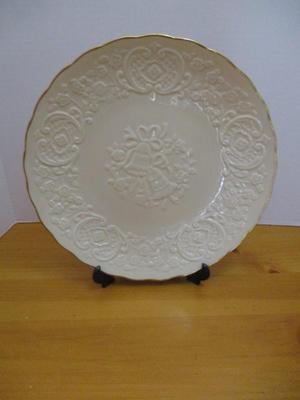 To Commemorate This Special Occasion The Lenox China Marriage Plate (K)