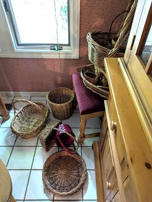 Assorted Wicker Baskets (DR)