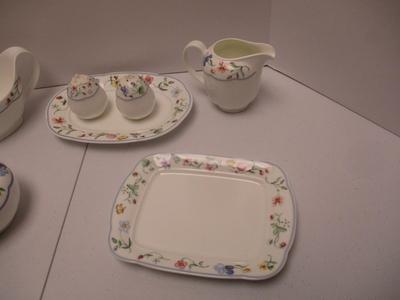 Villeroy & Boch Germany Mariposa Bone China Serving Set