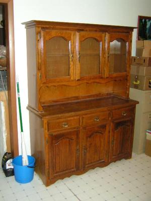 China hutch, all-in-one piece, 71t 55w x 18d