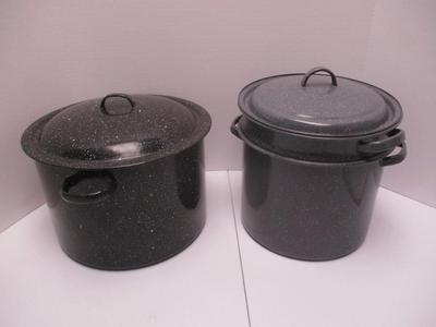 Vintage Enamelware Camping Cooking Pot & Steamer Pot (K)