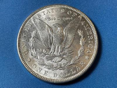 1890-P UNCIRCULATED CONDITION MORGAN SILVER DOLLAR (COIN #20).