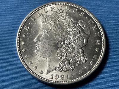 1921-P UNCIRCULATED CONDITION MORGAN SILVER DOLLAR (COIN #32).