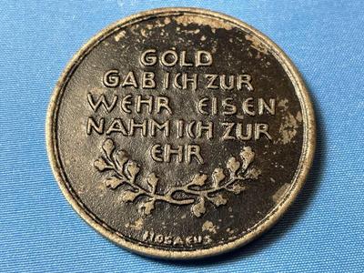 GERMANY 1916 "GOLD FOR IRON" MEDAL/TOKEN "IN EISERNER ZEIT" WWI ERA AS PICTURED.
