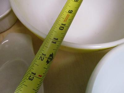 Mixing Bowls & Baking Dishes Pyrex Bowls (K)