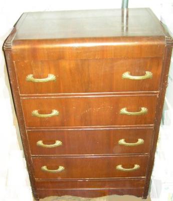 Vintage mid century Art Deco chest of drawers. Waterfall top.